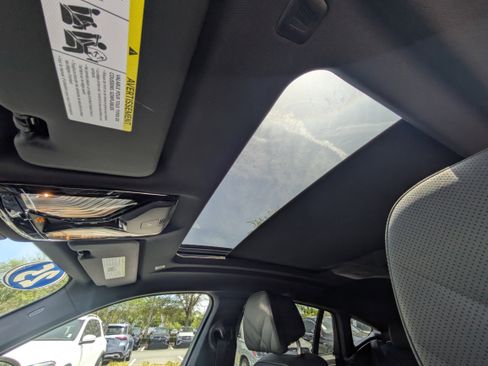 Used 2025 BMW X6 xDrive40i image 19