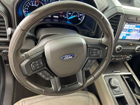 Used 2019 Ford Expedition Limited w/ Equipment Group 302A RWD image 15