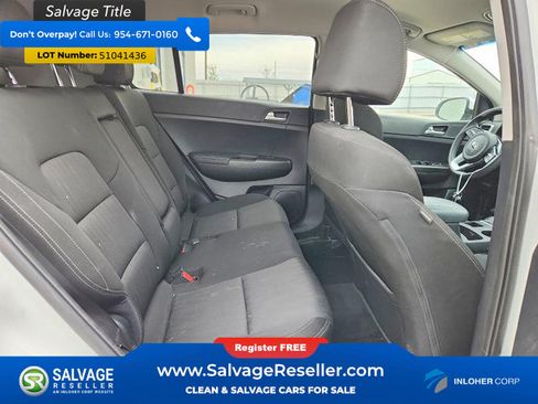 Used 2020 Kia Sportage LX AWD/4WD image 13
