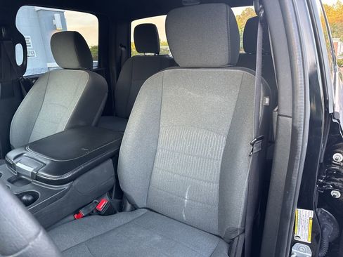 Used 2022 RAM 1500 Classic Warlock w/ Electronics Group image 18