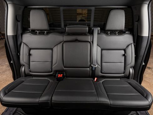 Used 2019 Chevrolet Silverado 1500 LTZ w/ LTZ Plus Package image 34