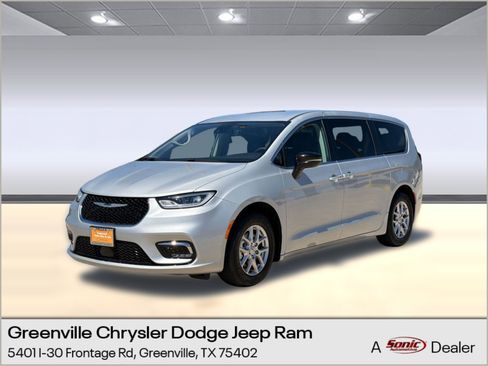 Certified 2024 Chrysler Pacifica Touring-L FWD image 1