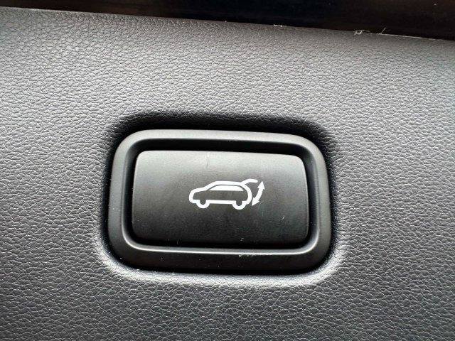 Certified 2024 Hyundai Tucson Limited AWD/4WD image 8