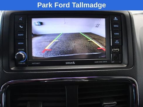 Used 2017 Dodge Grand Caravan GT image 19