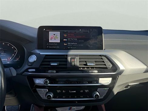 Used 2020 BMW X4 M40i w/ Executive Package image 21