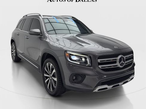 Used 2022 Mercedes-Benz GLB 250 image 2