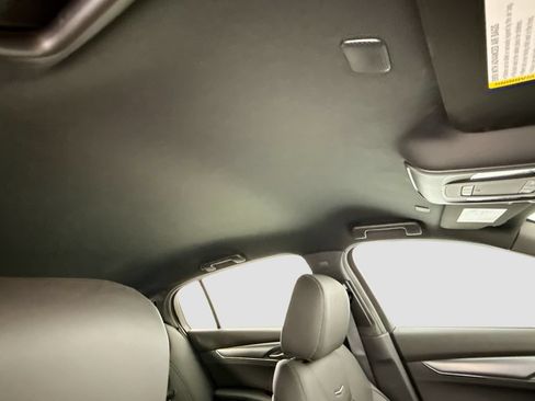 Used 2025 Cadillac CT5 Premium Luxury RWD image 17