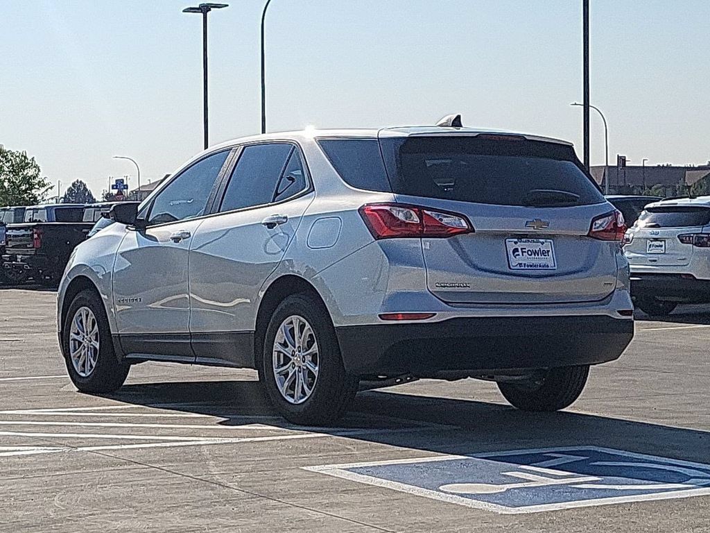 Used 2020 Chevrolet Equinox LS AWD/4WD image 6