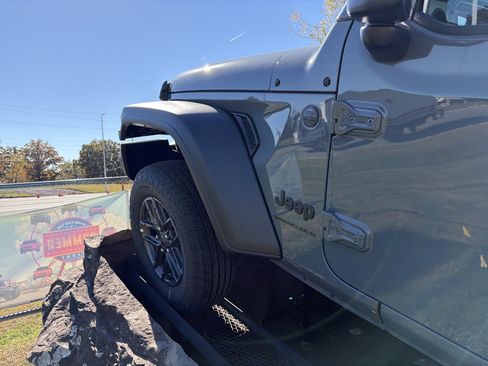 New 2026 Jeep Wrangler Sport S AWD/4WD image 9
