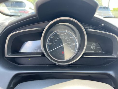 Used 2020 Toyota Yaris LE FWD image 21