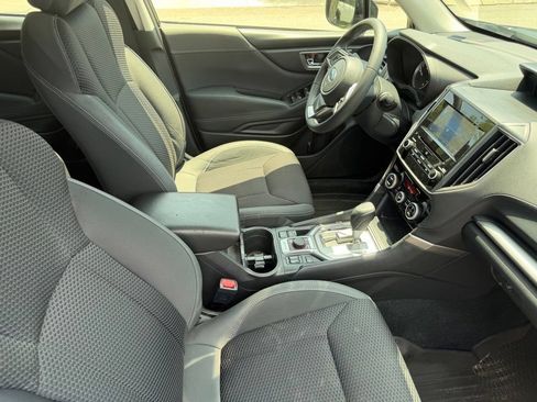 Used 2020 Subaru Forester Premium AWD/4WD image 17