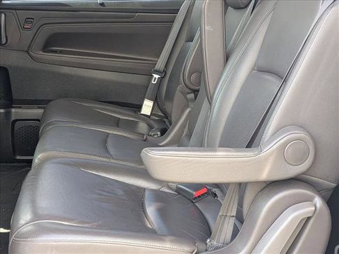 Used 2019 Honda Odyssey EX-L image 12