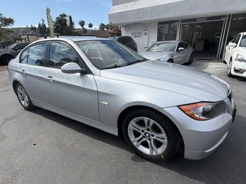 Used 2008 BMW 328i Sedan w/ Premium Pkg RWD image 9