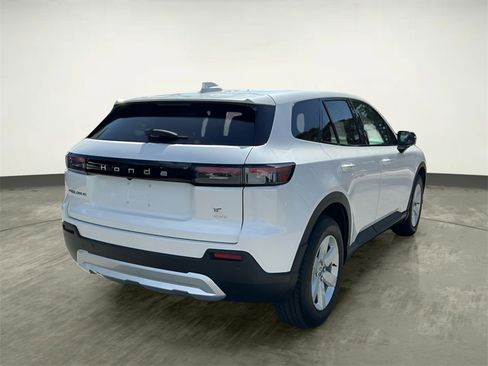 Certified 2024 Honda Prologue EX image 8