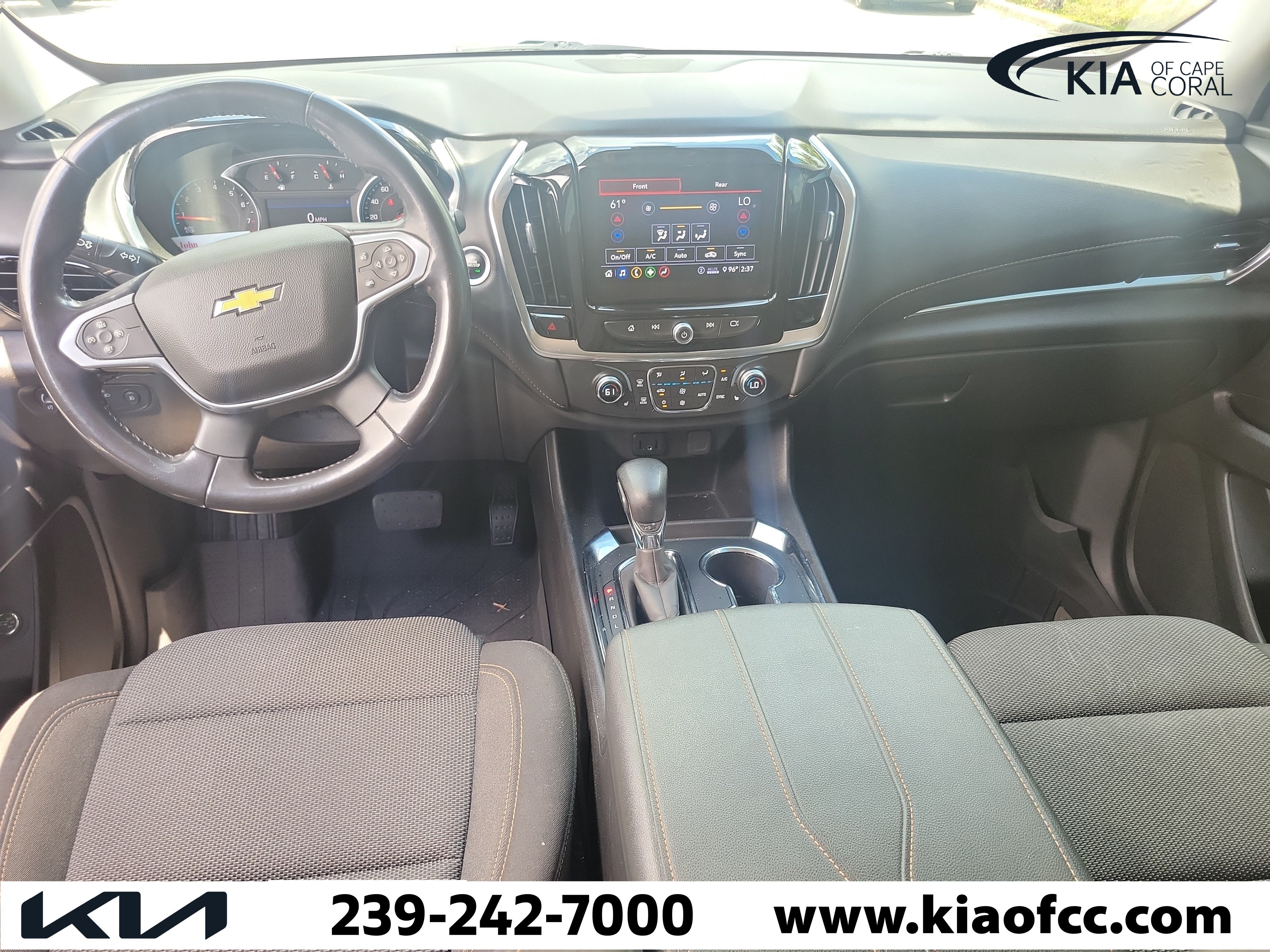 Used 2021 Chevrolet Traverse LT FWD image 17