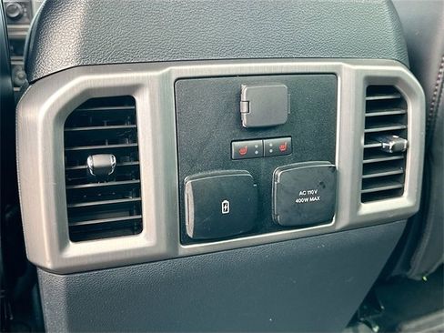 Used 2022 Ford F350 Platinum image 25