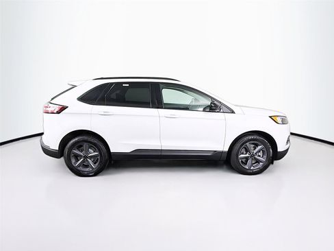 Used 2023 Ford Edge SEL w/ Sport Appearance Package AWD/4WD image 8