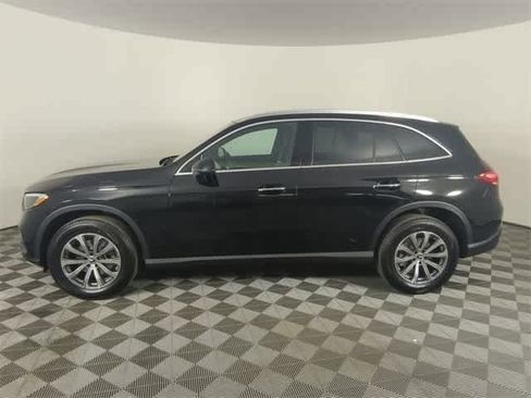 Certified 2026 Mercedes-Benz GLC 300 4MATIC image 2