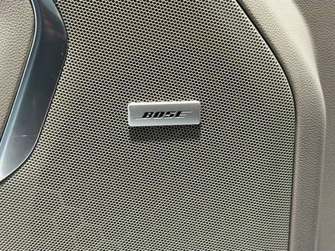 Certified 2023 GMC Yukon SLT w/ SLT Premium Package image 18