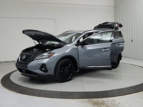 Used 2023 Nissan Murano SV w/ SV Midnight Edition Package FWD image 12