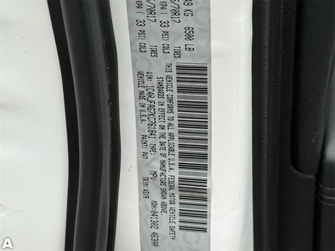 Used 2019 Jeep Grand Cherokee Laredo image 33