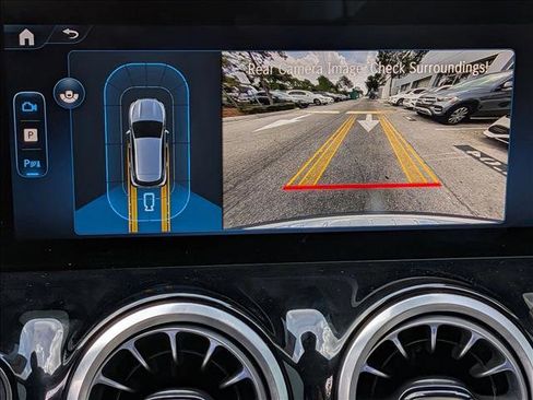 New 2026 Mercedes-Benz GLA 250 image 12