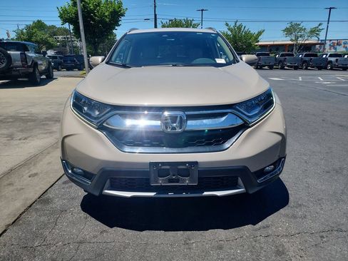 Used 2019 Honda CR-V Touring image 3
