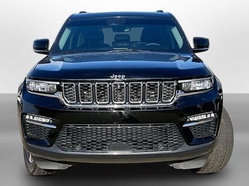 Used 2022 Jeep Grand Cherokee Limited 4xe w/ Luxury Tech Group II image 3