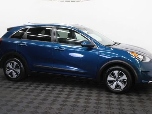 Used 2019 Kia Niro LX FWD image 4