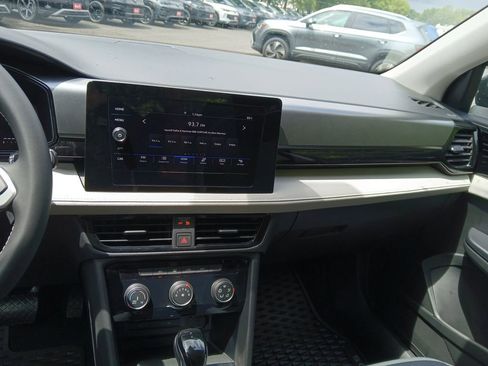 New 2025 Volkswagen Taos S image 17