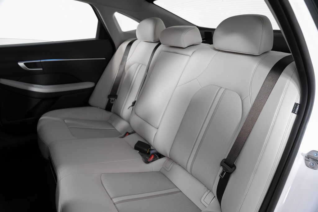New 2026 Hyundai Sonata SEL FWD image 20