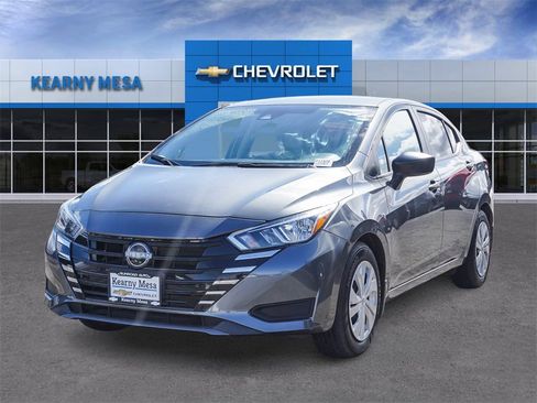 Used 2024 Nissan Versa S w/ Trunk Package image 3