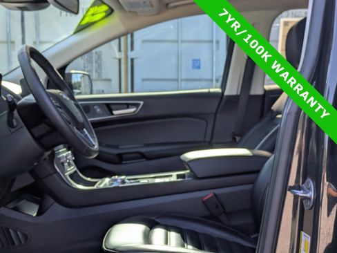 Certified 2022 Ford Edge SEL AWD/4WD image 21