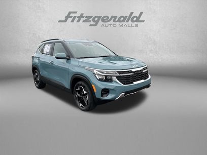 Used 2025 Kia Seltos EX