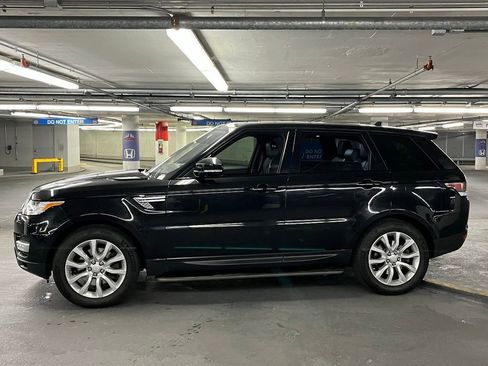 Used 2016 Land Rover Range Rover Sport HSE image 32
