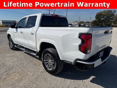 Used 2024 Chevrolet Colorado LT w/ LT Convenience Package image 4