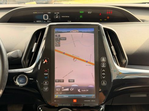 Used 2020 Toyota Prius Prime Limited FWD image 34
