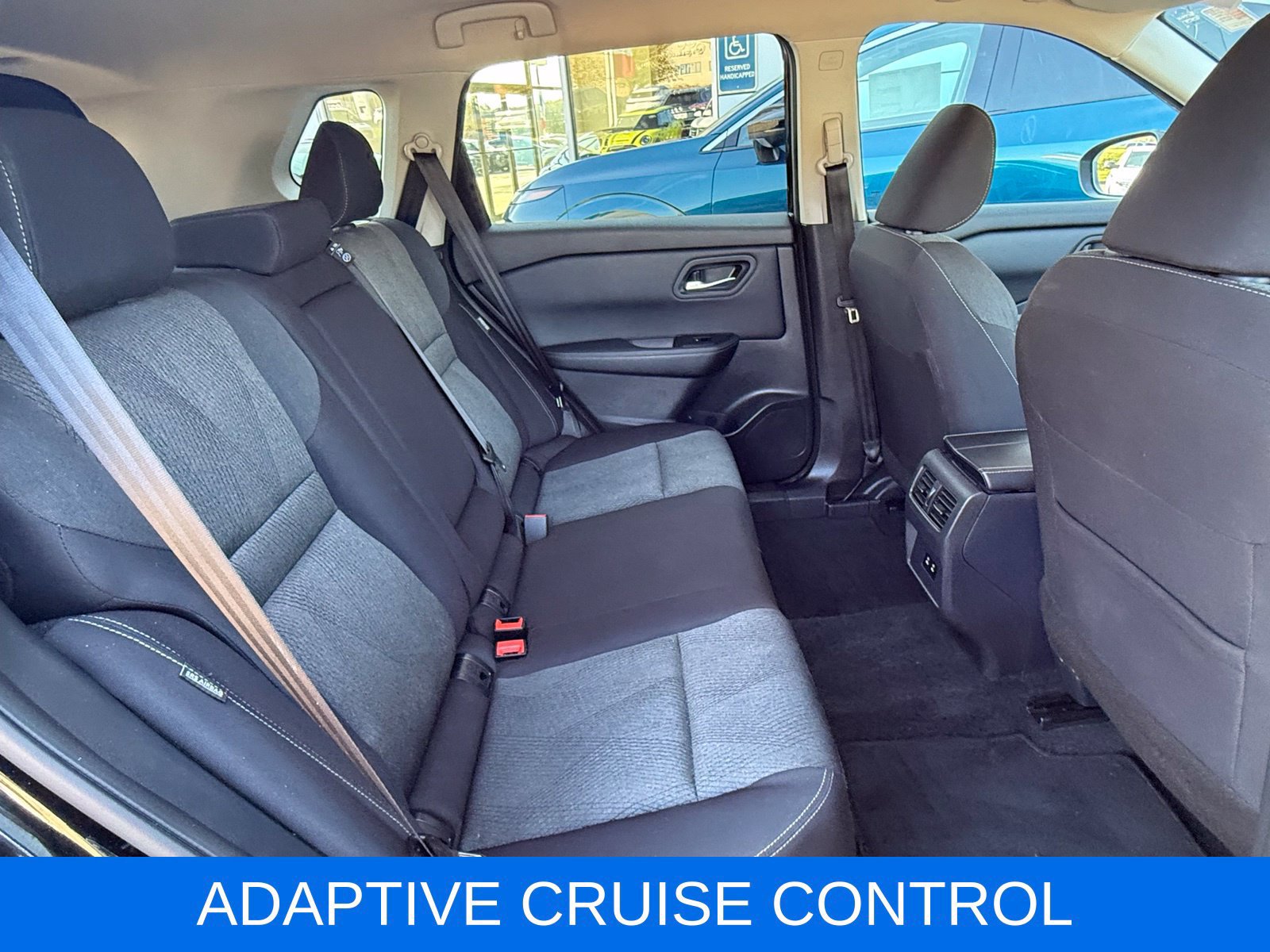 Used 2025 Nissan Rogue SV AWD/4WD image 19