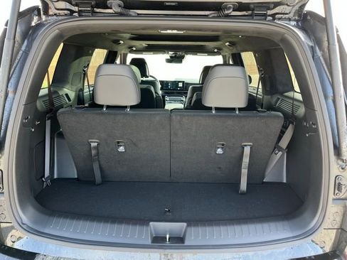 Used 2025 Hyundai Santa Fe Calligraphy AWD/4WD image 14