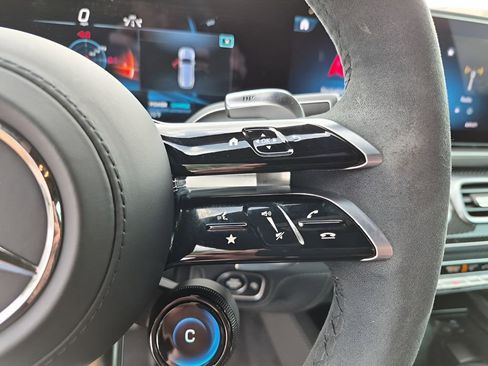 Used 2024 Mercedes-Benz GLS 63 AMG 4MATIC image 36