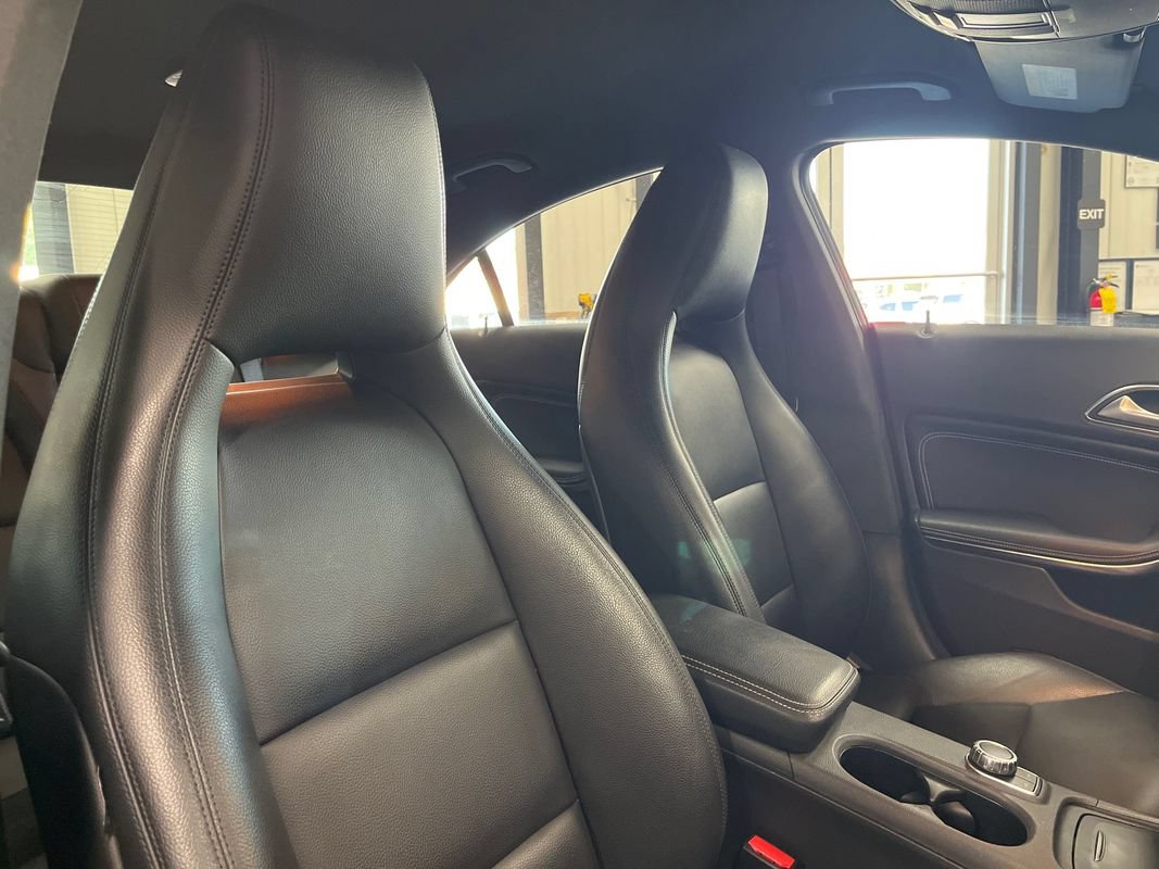 Used 2014 Mercedes-Benz CLA 250 image 54