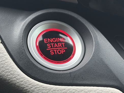 Certified 2026 Honda Odyssey EX-L image 18