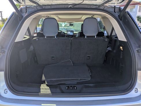 Used 2024 Lincoln Aviator Reserve image 31