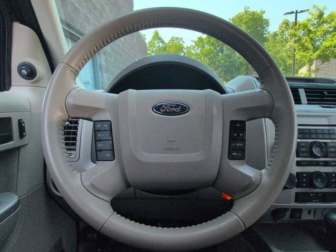 Used 2012 Ford Escape XLT AWD/4WD image 22