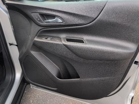 Used 2020 Chevrolet Equinox LT w/ Driver Convenience Package FWD image 46