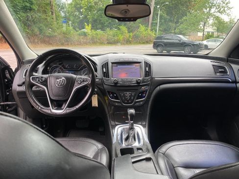 Used 2017 Buick Regal Sport Touring FWD image 42