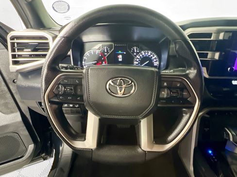 Used 2025 Toyota Tundra SR5 w/ SR5 Convenience Package AWD/4WD image 17