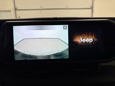 Used 2024 Jeep Wrangler Unlimited Sport AWD/4WD image 25