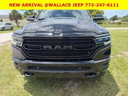 Used 2020 RAM 1500 Limited w/ Black Appearance Package AWD/4WD image 2