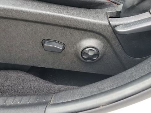 Used 2019 Dodge Journey GT image 20